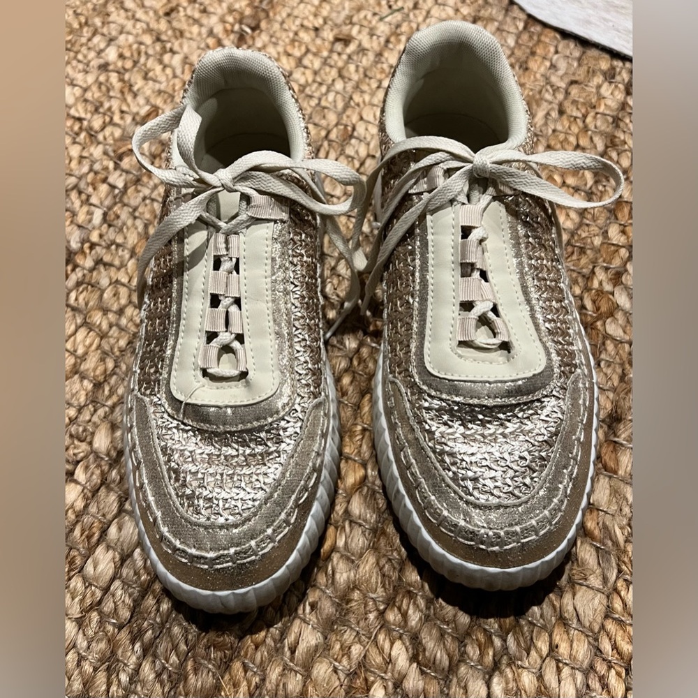 Rampage Light Gold Sneakers l 8.5